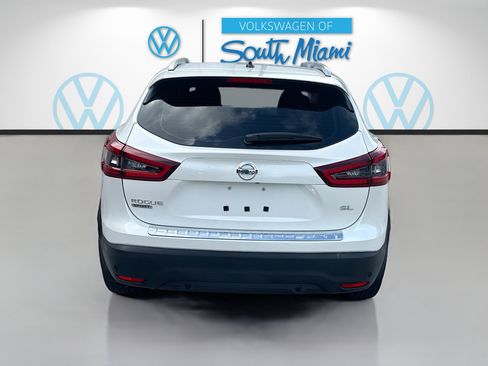 Used 2022 Nissan Rogue Sport SL image 6