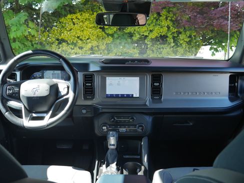 Certified 2021 Ford Bronco Outer Banks AWD/4WD image 9