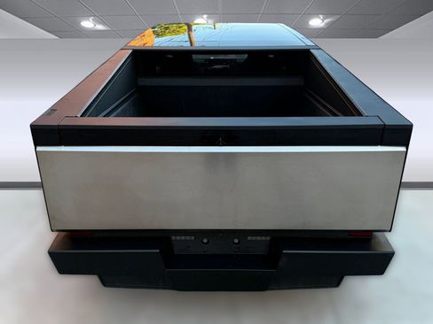 Used 2024 Tesla Cybertruck Cyberbeast image 30