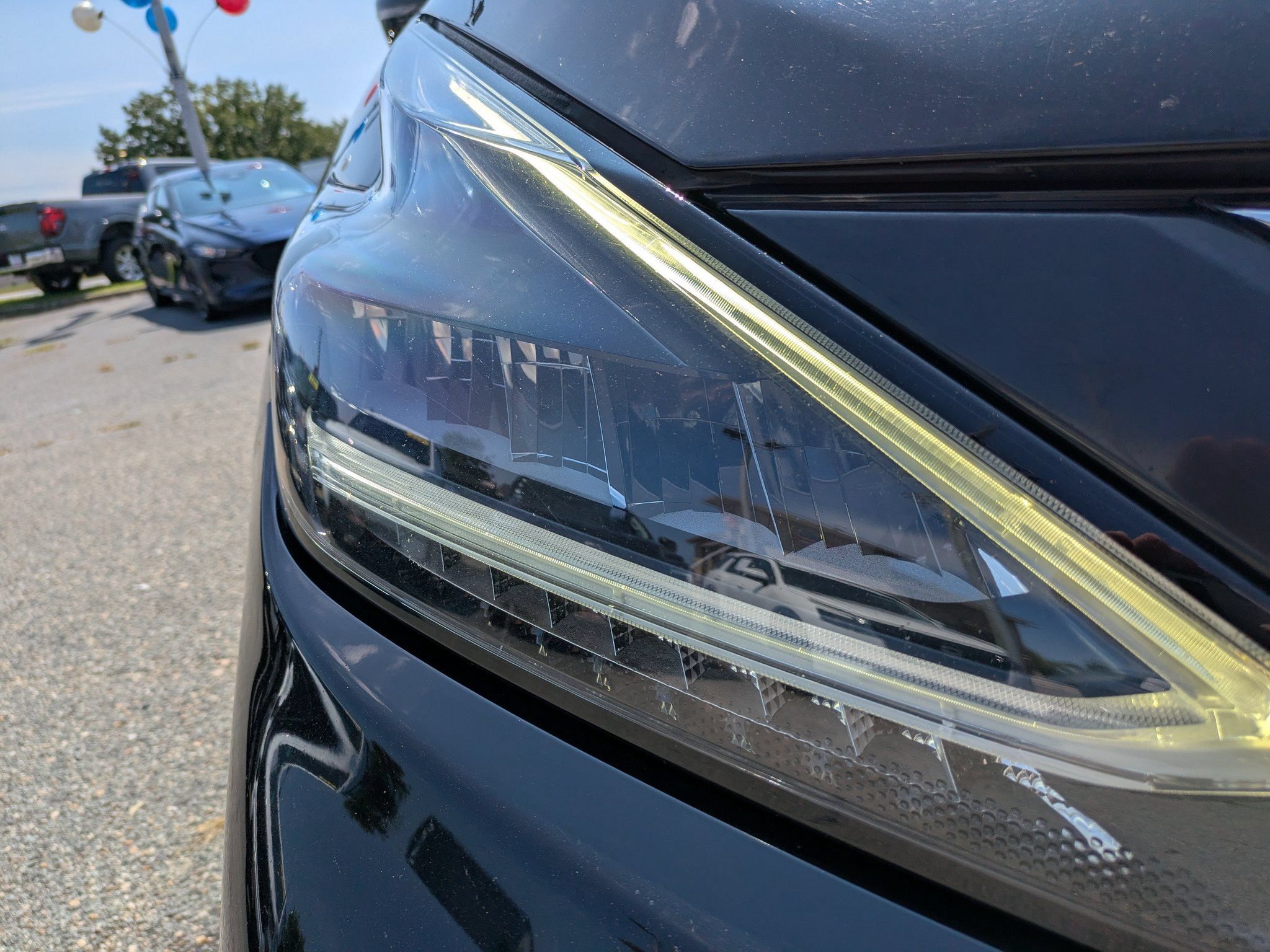 Used 2023 Nissan Murano SV AWD/4WD image 11
