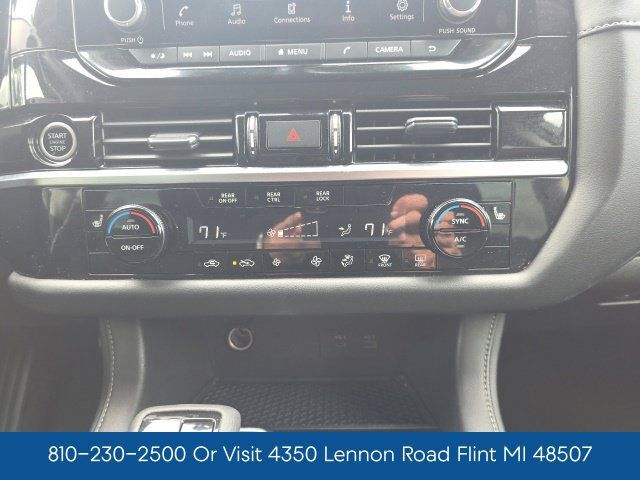 Used 2024 Nissan Pathfinder SV FWD image 18