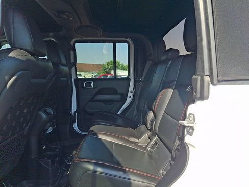 Used 2020 Jeep Gladiator Rubicon w/ LED Lighting Group AWD/4WD image 10