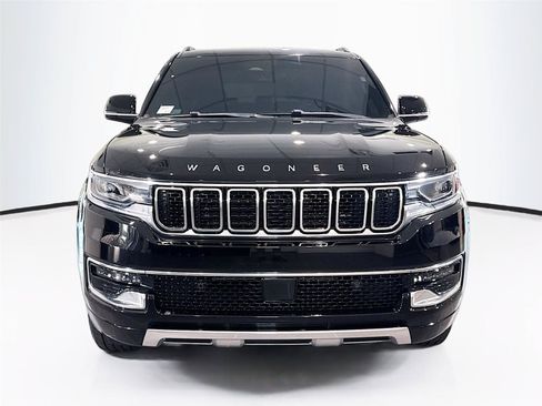 Used 2023 Jeep Wagoneer L Series III w/ Preferred Equipment Group AWD/4WD image 26