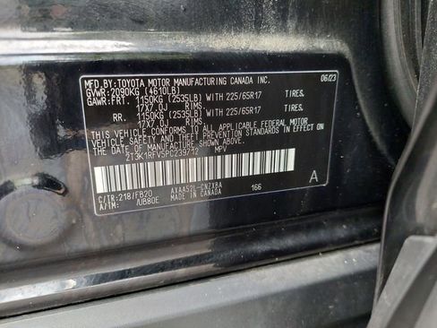 Certified 2023 Toyota RAV4 LE FWD image 33