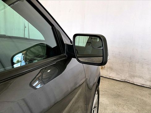 Used 2018 Ford Explorer Limited image 11