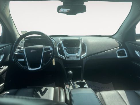 Used 2017 GMC Terrain SLT w/ Open Road Package FWD image 10