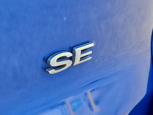 Used 2018 Ford EcoSport SE w/ SE Convenience Package FWD image 31