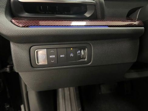 New 2026 Chevrolet Traverse RS AWD/4WD image 12