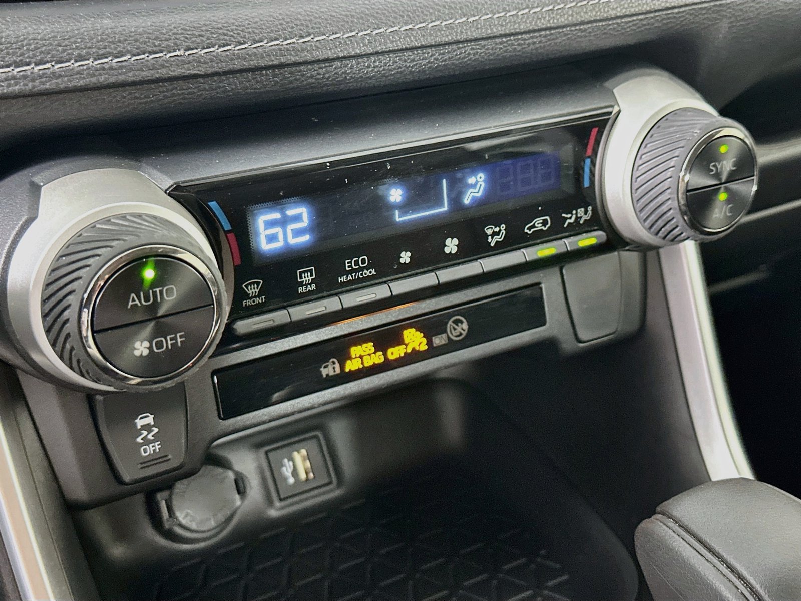 Certified 2025 Toyota RAV4 XLE AWD/4WD image 16