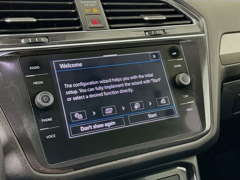 Used 2022 Volkswagen Tiguan SE image 15