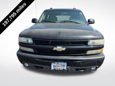 Used 2005 Chevrolet Tahoe Z71 w/ Preferred Equipment Group AWD/4WD image 2