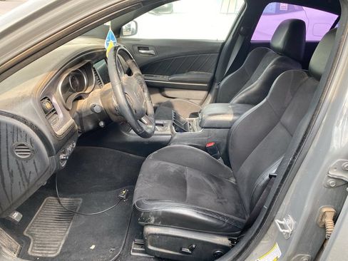 Used 2019 Dodge Charger R/T w/ Plus Group RWD image 7