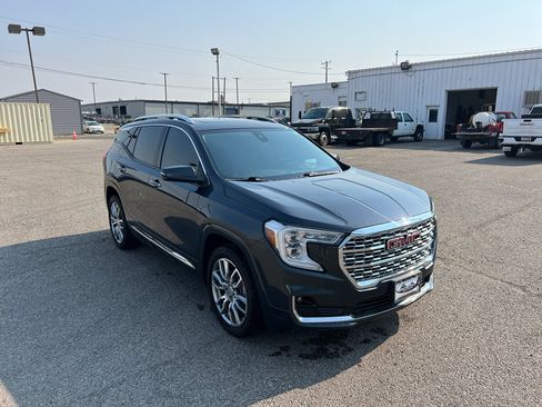 Used 2022 GMC Terrain Denali AWD/4WD image 7