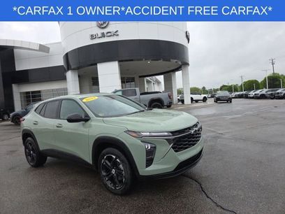 Used 2024 Chevrolet Trax RS w/ Sunroof Package