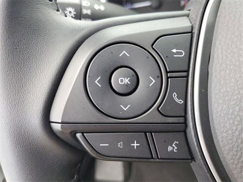 Used 2025 Toyota Corolla SE image 23