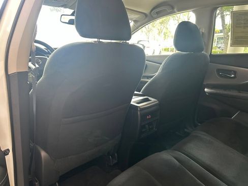 Used 2019 Nissan Murano SV FWD image 38