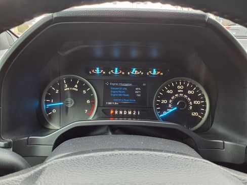 Used 2017 Ford F150 XLT w/ Equipment Group 302A Luxury image 9