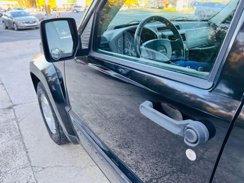 Used 2009 Jeep Liberty Sport w/ Popular Equipment Group image 22