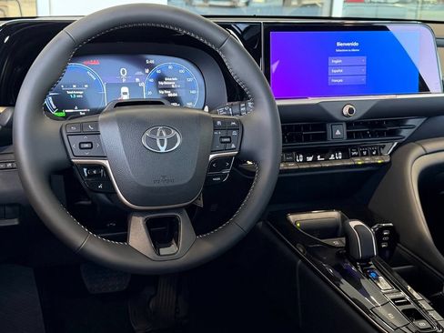 New 2026 Toyota Crown Signia AWD/4WD image 28