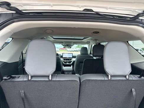 New 2026 Ford Explorer Active w/ Active Comfort Package AWD/4WD image 23