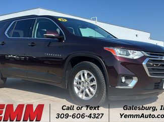 Used 2020 Chevrolet Traverse LT image 1