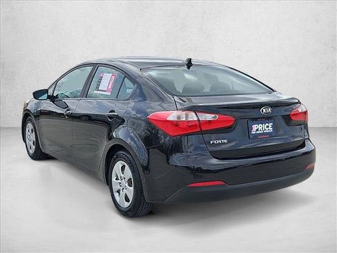 Used 2016 Kia Forte LX image 8