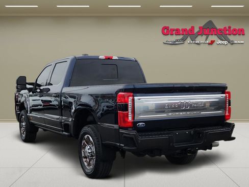 Used 2024 Ford F250 King Ranch image 5