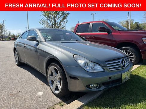 Used 2007 Mercedes-Benz CLS 550 image 2