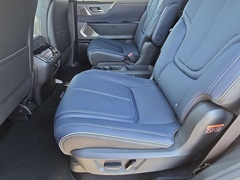 New 2026 INFINITI QX80 4WD image 32