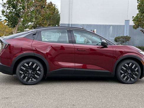 New 2026 Nissan Leaf Platinum+ w/ Cargo Package (Platinum+) image 3