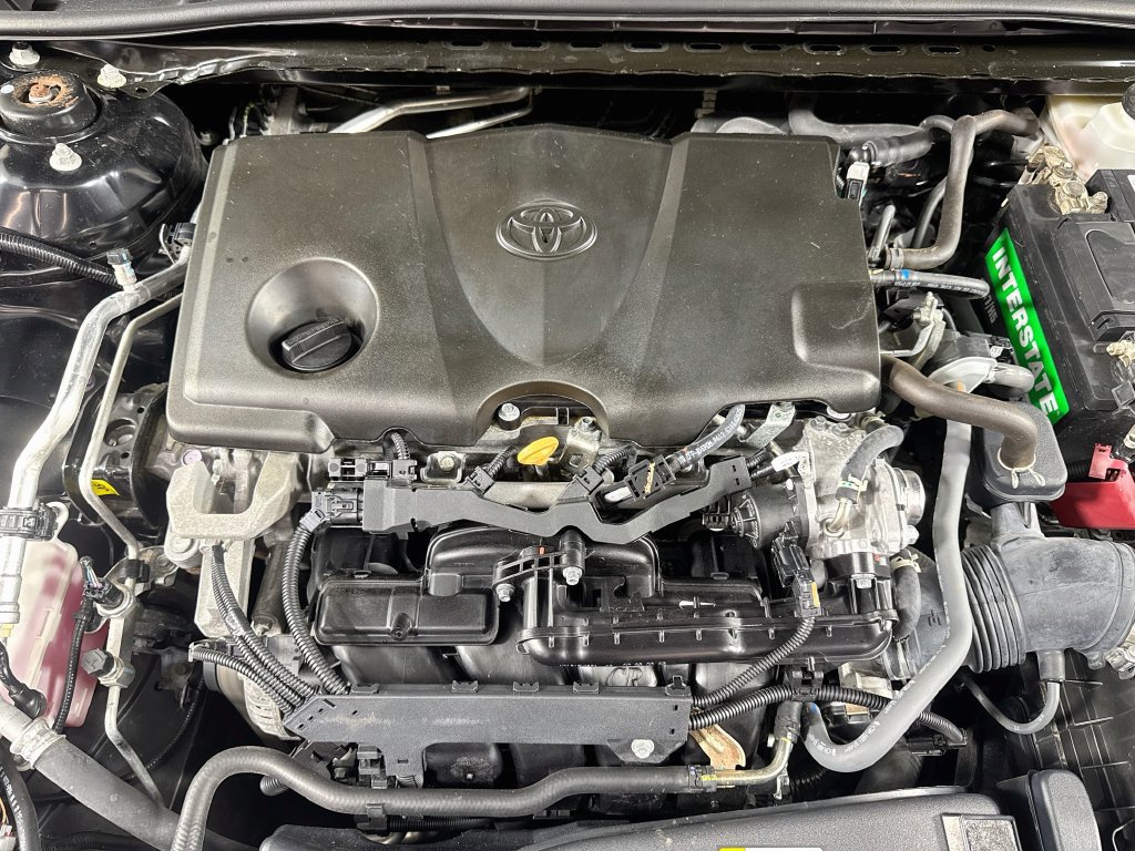 Used 2021 Toyota Camry LE w/ Carpet Mat Package (TMS) FWD image 31