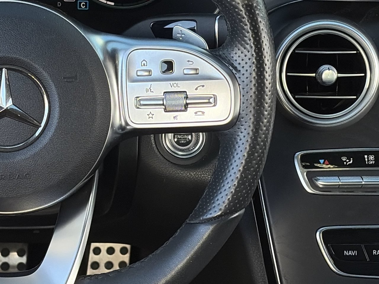 Used 2021 Mercedes-Benz C 300 Sedan image 23