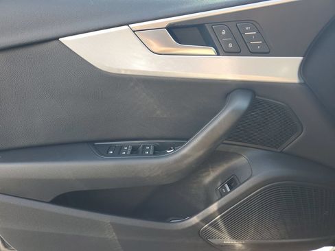 Used 2018 Audi A4 2.0T Ultra Premium Plus w/ Premium Plus Package FWD image 19