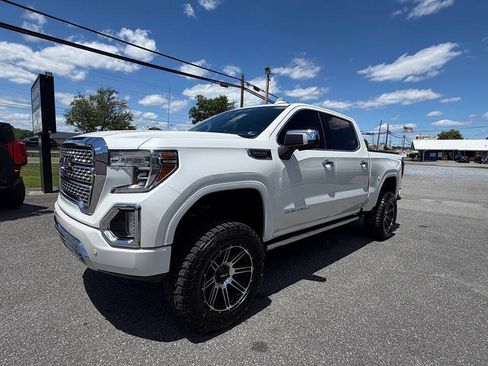 Used 2020 GMC Sierra 1500 Denali w/ Denali Ultimate Package AWD/4WD image 2