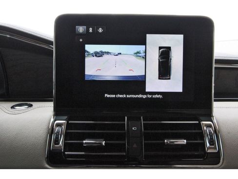 Used 2021 Lincoln Navigator Reserve w/ Luxury Package RWD image 29