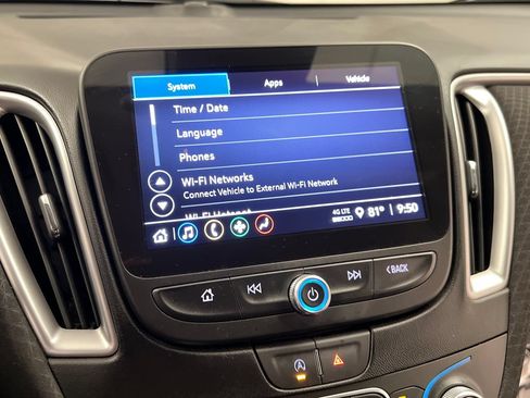 Used 2025 Chevrolet Malibu LT FWD image 56