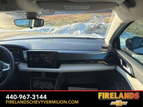 Used 2025 Volkswagen Taos S image 31