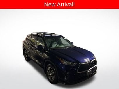 Used 2020 Toyota Highlander XLE