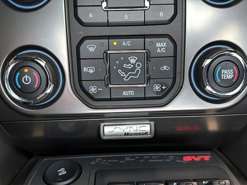 Used 2013 Ford F150 Raptor w/ Luxury Equipment Group image 28