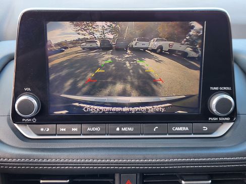 Certified 2023 Nissan Rogue SV image 13