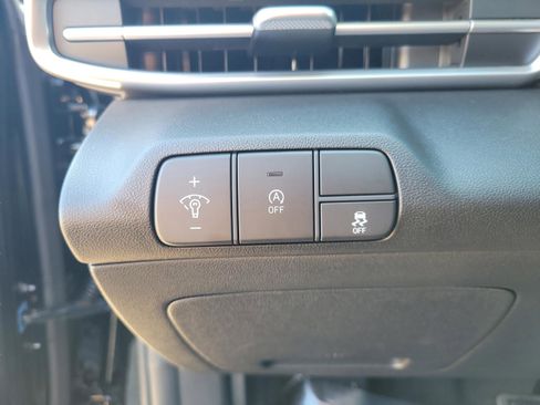 New 2026 Hyundai Elantra SE image 16