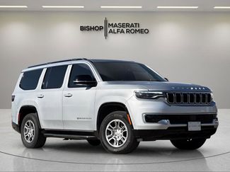 Used 2023 Jeep Wagoneer 4WD w/ Premium Group I video 1