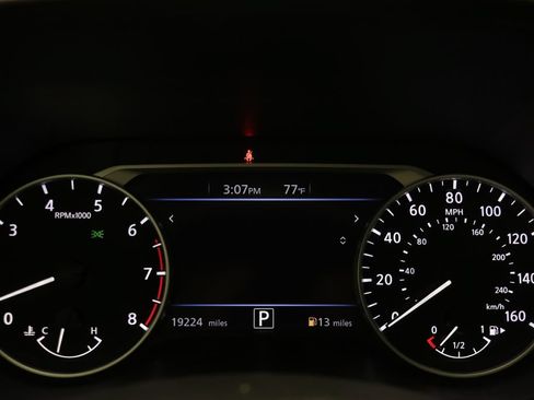 Used 2023 Nissan Sentra SV FWD image 7