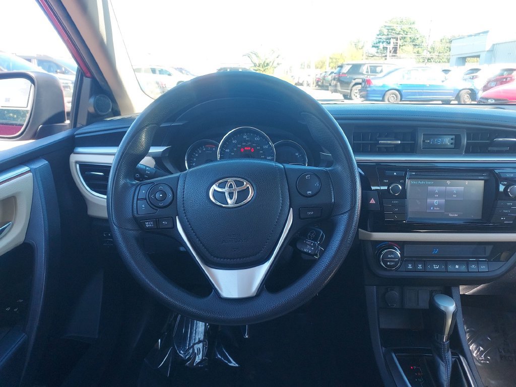Used 2014 Toyota Corolla LE FWD image 10