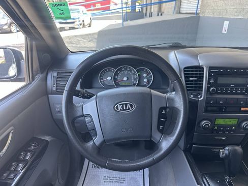 Used 2007 Kia Sorento EX w/ Luxury Pkg RWD image 14