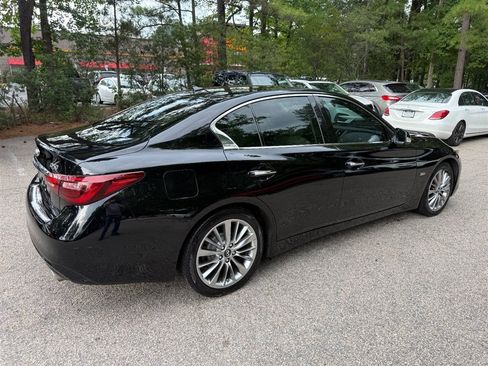 Used 2019 INFINITI Q50 Luxe w/ Essential Package (3.0T Luxe) RWD image 8
