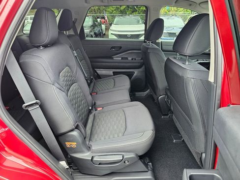 New 2026 Nissan Pathfinder SV image 25