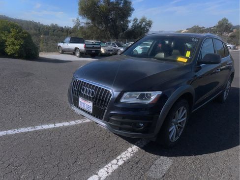 Used 2017 Audi Q5 2.0T Premium Plus w/ Technology Package AWD/4WD image 3