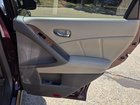 Used 2013 Nissan Murano LE w/ Platinum Pkg AWD/4WD image 20