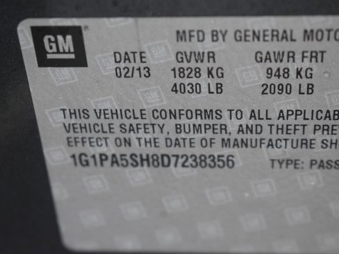 Used 2013 Chevrolet Cruze LS image 14